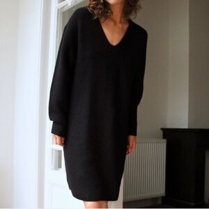 Aritzia Wilfred Free 100% Wool Black Sweater Dress